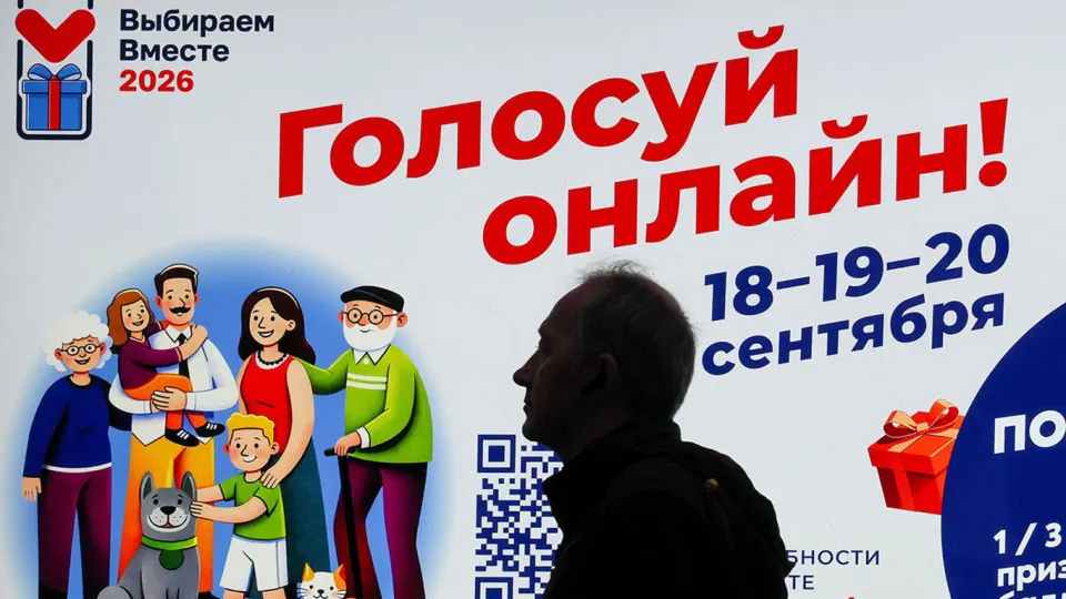 Госслужащие в первый день выборов будут размещать сообщения о прозрачности голосования в социальных сетях; подчеркивается важность участия и необходимость противостоять фейкам через официальные источники.