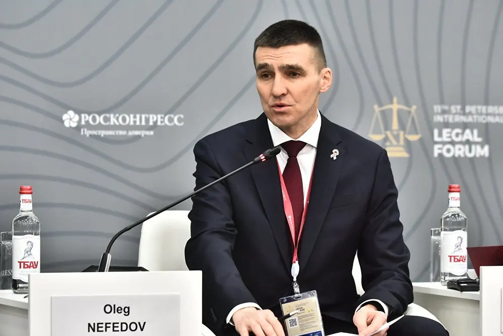 Высшая квалификационная коллегия судей 26 мая рассмотрит рекомендацию судьи Верховного Суда Олега Нефедова на должность заместителя председателя ВС и председателя коллегии по гражданским делам. Нефедов известен решениями о признании ряда организаций и юридических лиц экстремистскими.