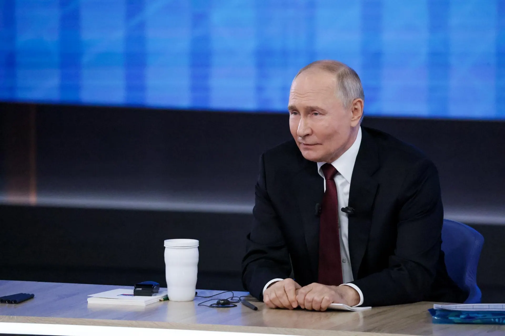 По итогам Дня Победы президент заявил, что конфликт на Украине приближается к завершению. В России в этом году отметили 81-ю годовщину Победы в Великой Отечественной войне.