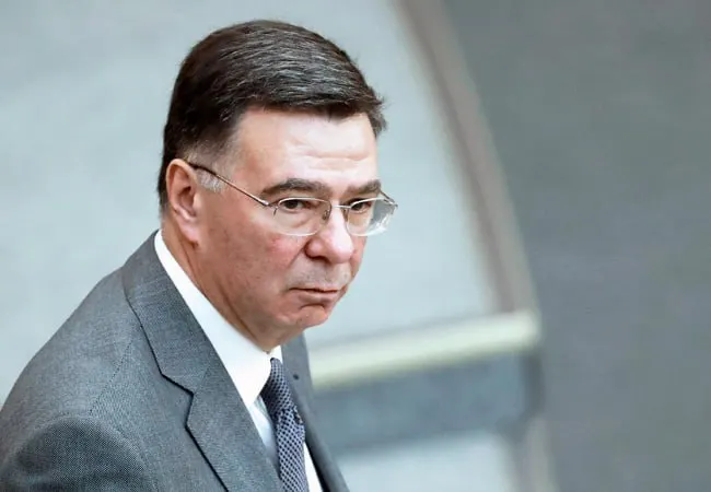На Петербургском международном экономическом форуме замглавы МИД Александр Панкин заявил, что российская экономика проявила устойчивость и не сводится к роли «бензоколонки».