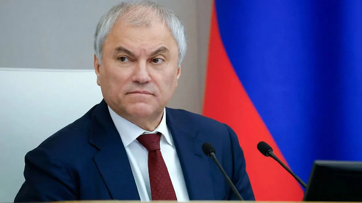 Спикер Госдумы отверг претензии, что парламентарии занимаются лишь введением запретов, подчеркнув, что законотворчество происходит по обращениям граждан.