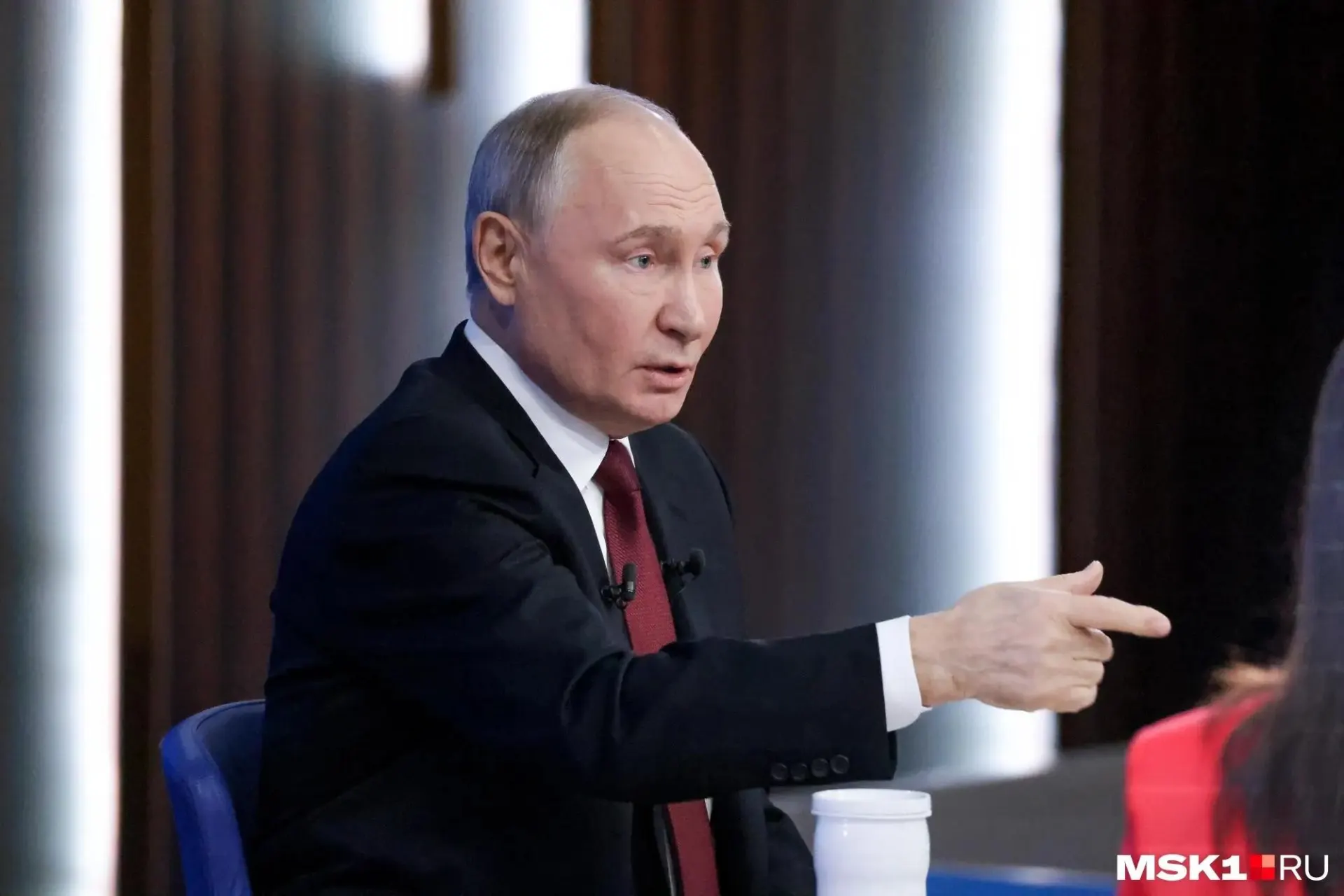 Президент отчитался о ходе операций в зоне СВО и о мерах по обеспечению войск топливом.