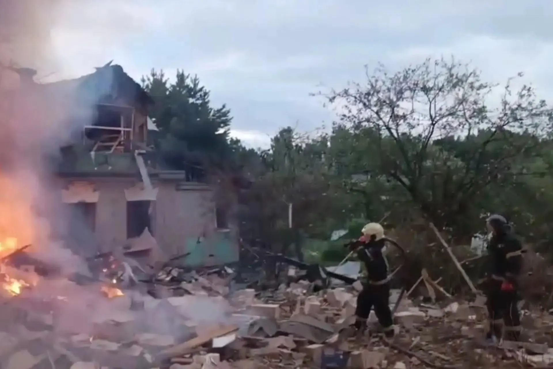 В среднем 61–62 человека в день становятся жертвами и пострадавшими при атаках; за неделю зафиксировано свыше тысячи прилётов.