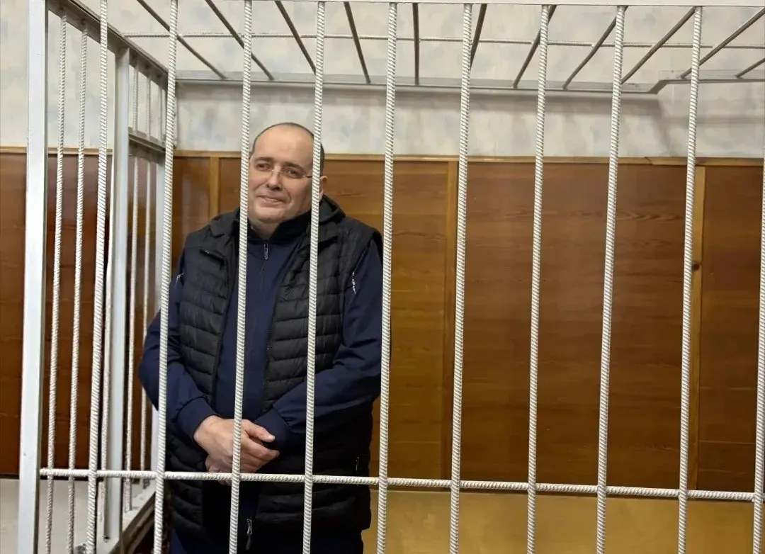Бывшего замминистра ЖКХ приговорили к 14 годам колонии за крупные взятки; суд утвердил сроки и штрафы, личные выплаты составили значительную сумму.