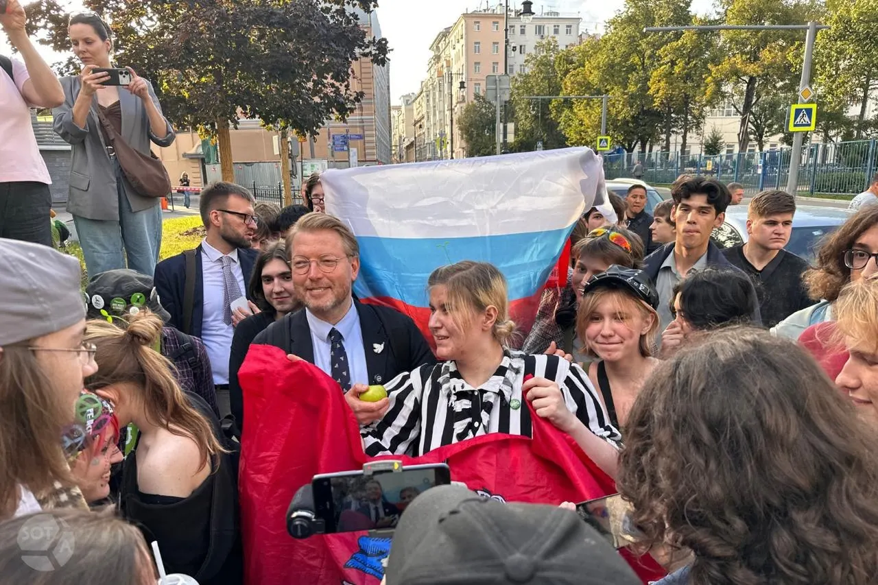 Суд отказал в передаче надзорной жалобы в Президиум Верховного суда; решение по делу о снятии федерального списка на выборы пока неизвестно.